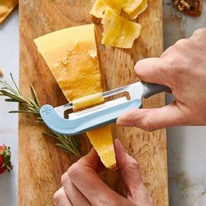Pampered Chef Cheese Knife